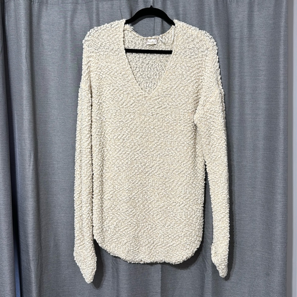 Hem & Thread Cream Top